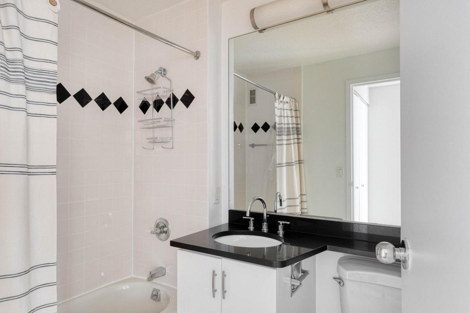 Appartamento Uws 1br W Gym Doorman Elevator Nr Park Nyc-1049